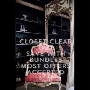 𝕮𝖑𝖔𝖘𝖊𝖙 𝕮𝖑𝖊𝖆𝖗 𝕺𝖚𝖙